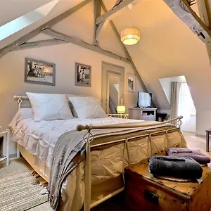 La Gentilhommiere Bed & Breakfast
